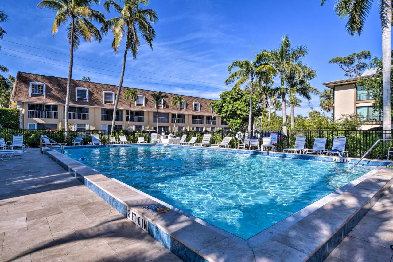 Luxe Escape Walk To And Downtown! * North Naples
